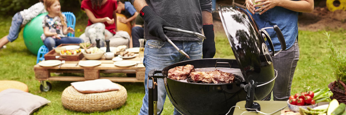 Que vous soyez un maître du gril ou que vous aimiez simplement cuisiner en plein air, chez Serres Pessleux, nous avons le barbecue idéal pour vous. 